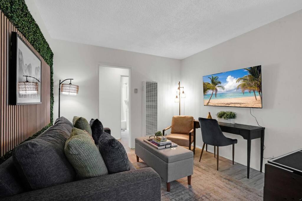 6Th Haven, Arcade, King Bed, Games, 1 Mile To Beaches Long Beach Eksteriør billede
