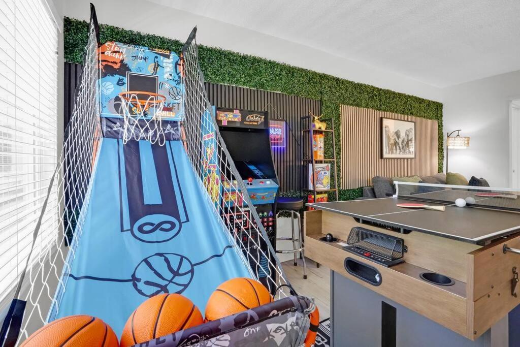 6Th Haven, Arcade, King Bed, Games, 1 Mile To Beaches Long Beach Eksteriør billede